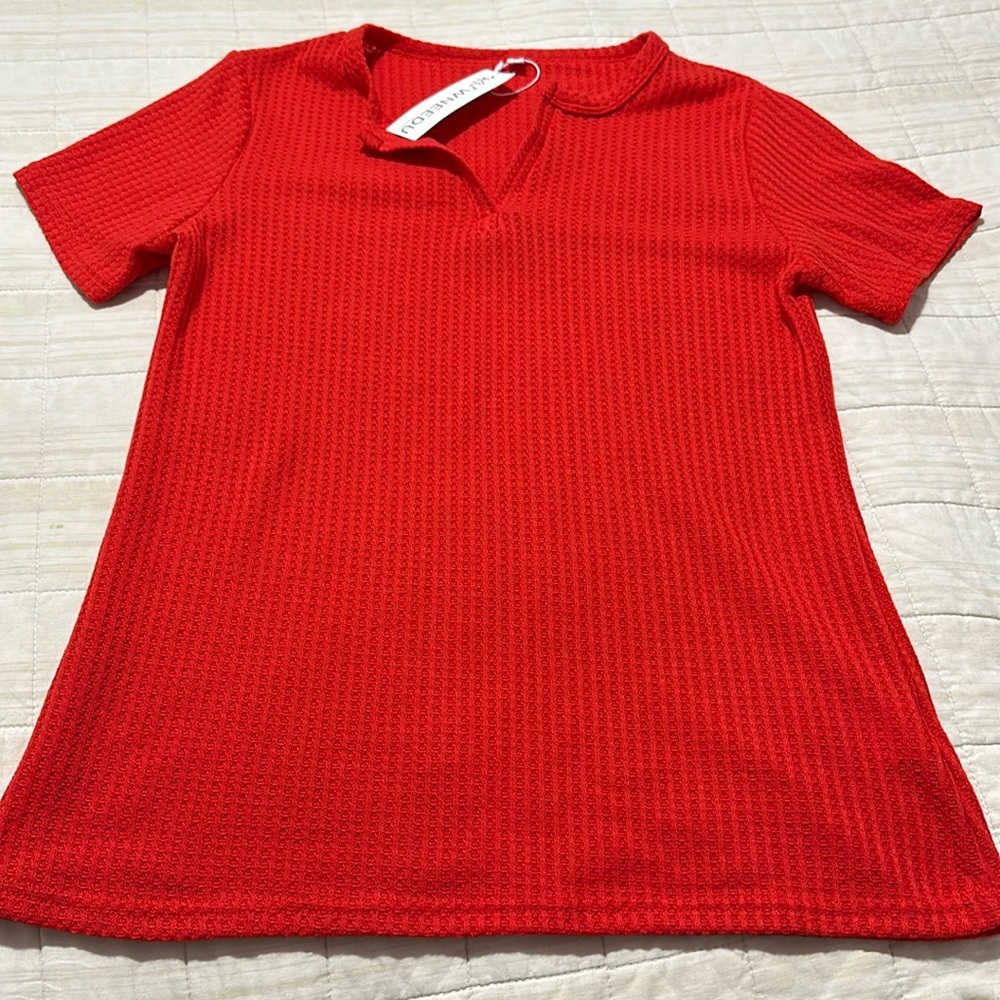 WNEEDU Red Waffle Knit T-Shirt